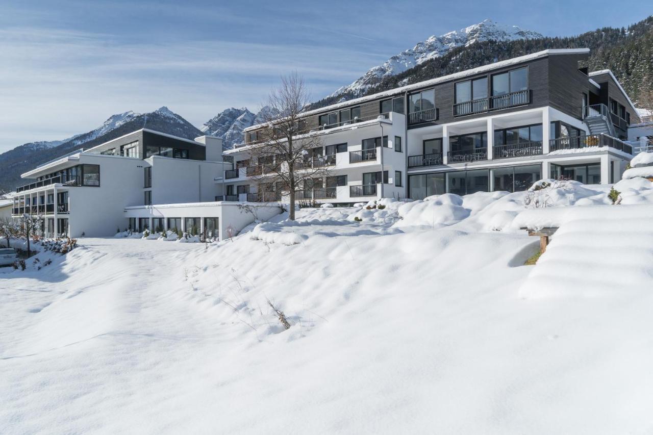 Hotel&Appartements Oberhofer Telfes im Stubai Exterior foto