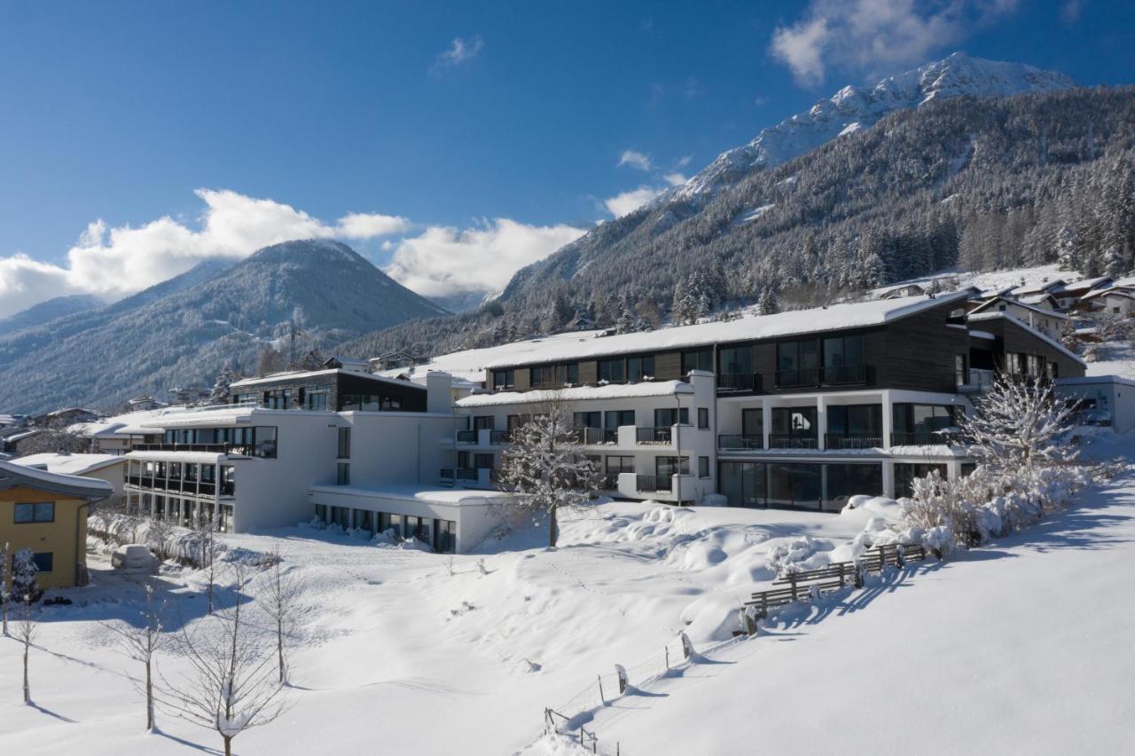 Hotel&Appartements Oberhofer Telfes im Stubai Exterior foto